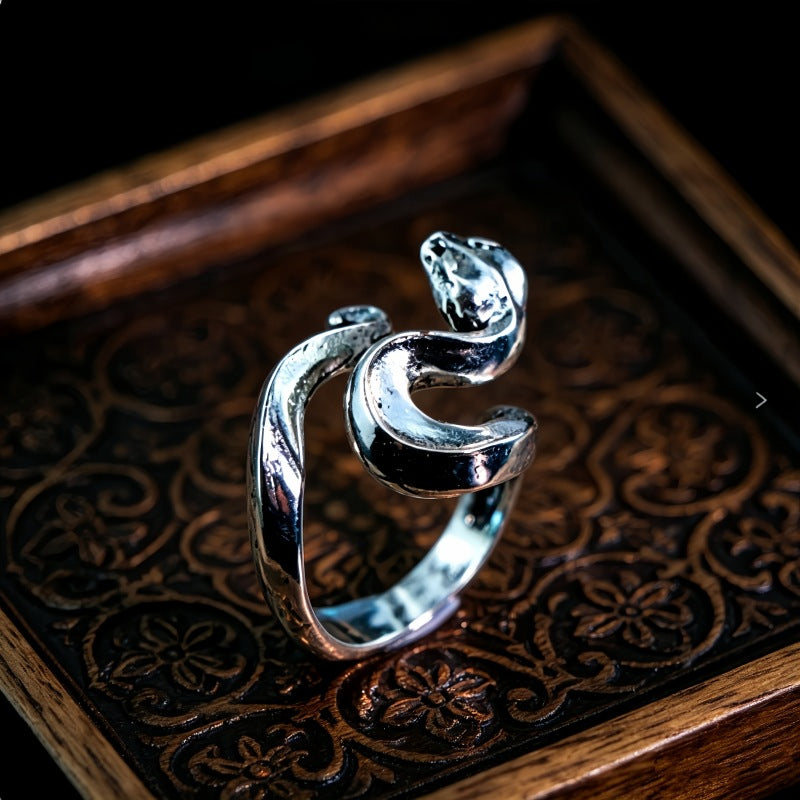 Hip-Hop Totem Ring For Unisex Featuring Electroplated Zinc Alloy Material
