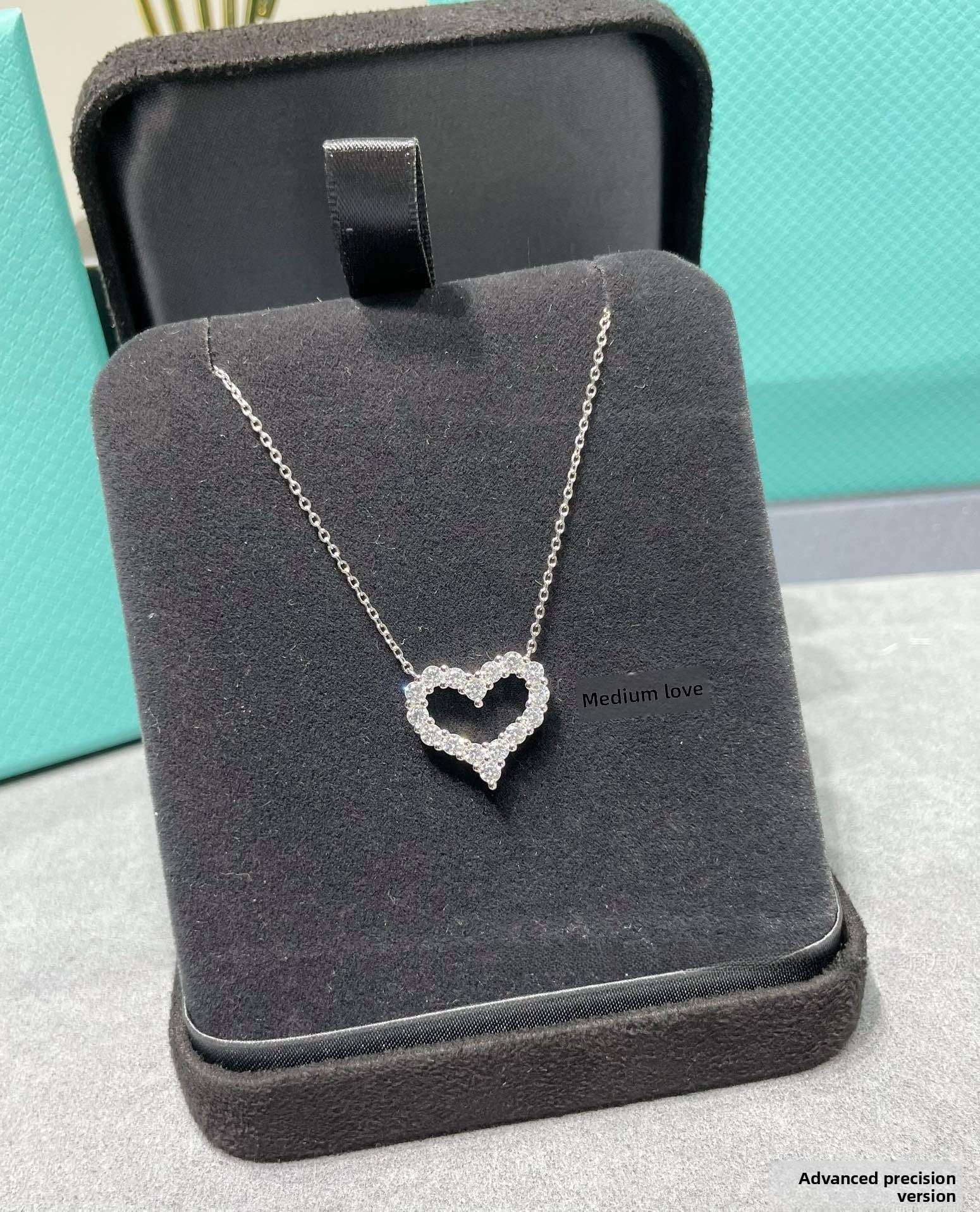 Heart Shape Pendant Necklace For Women In Rose Gold Featuring 18K Real Gold Plated Electroplated V Gold With Rhinestones