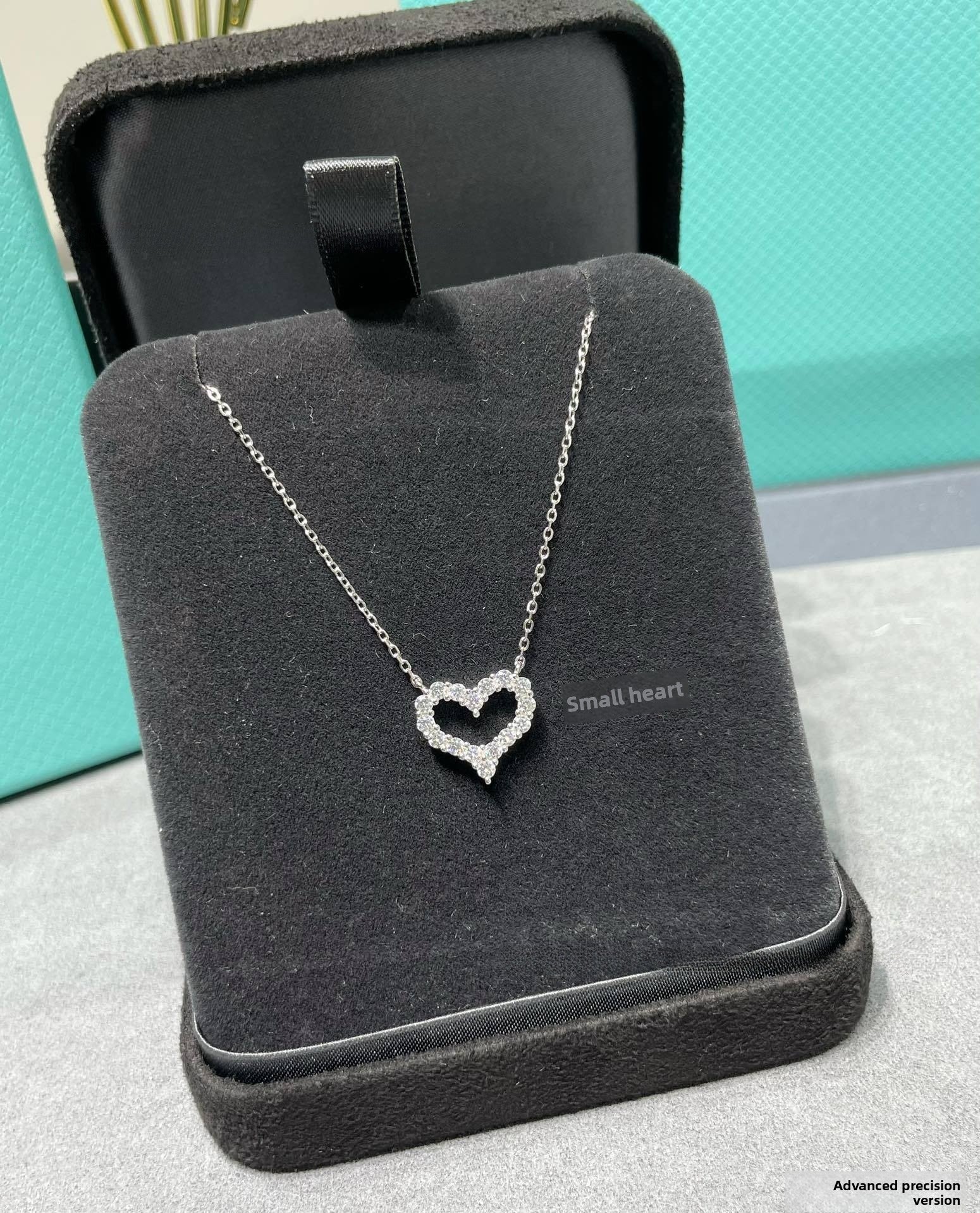 Heart Shape Pendant Necklace For Women In Rose Gold Featuring 18K Real Gold Plated Electroplated V Gold With Rhinestones