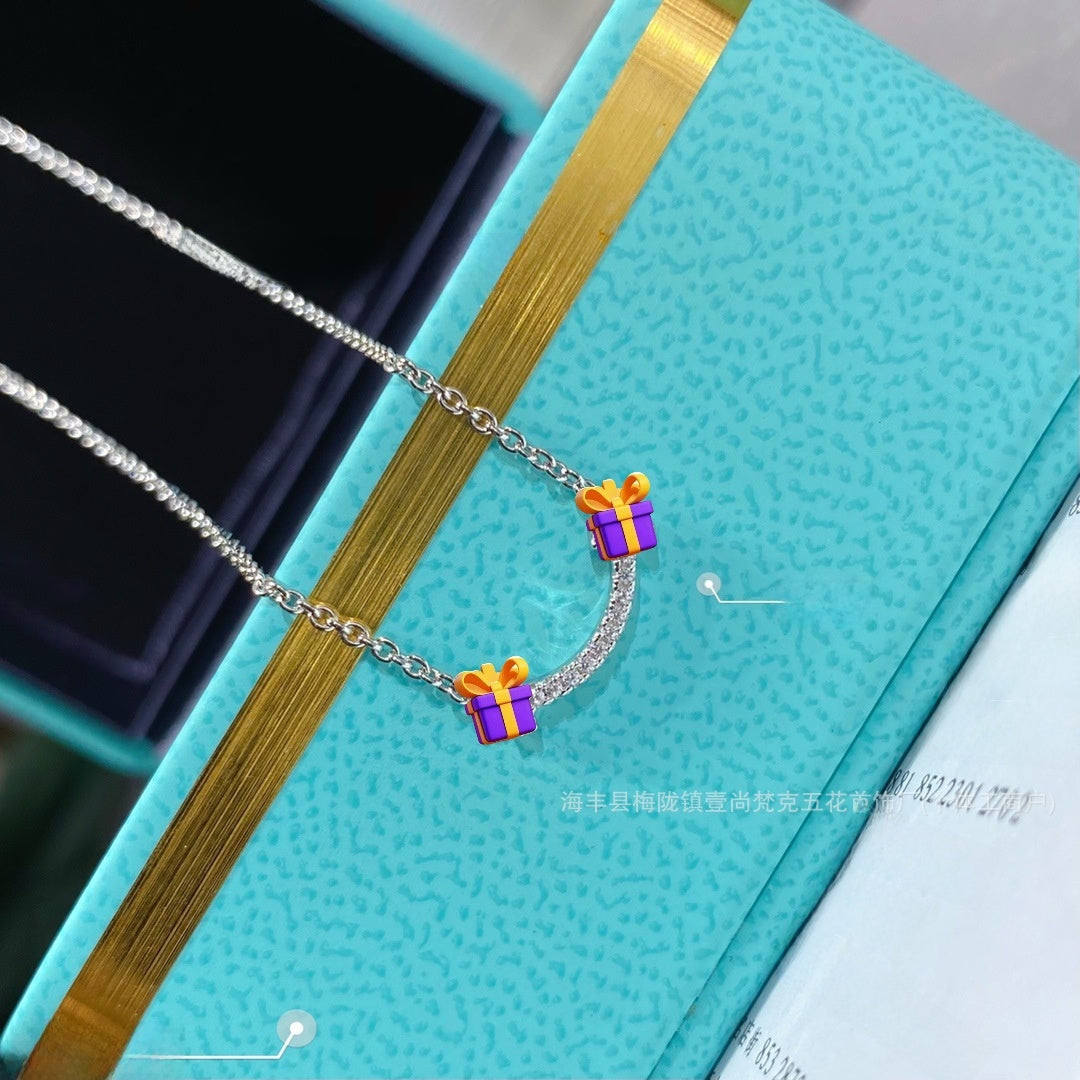 Heart Shape Pendant Necklace For Women In Rose Gold Featuring 18K Real Gold Plated Electroplated V Gold With Rhinestones