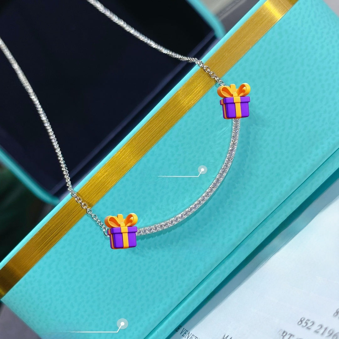 Heart Shape Pendant Necklace For Women In Rose Gold Featuring 18K Real Gold Plated Electroplated V Gold With Rhinestones