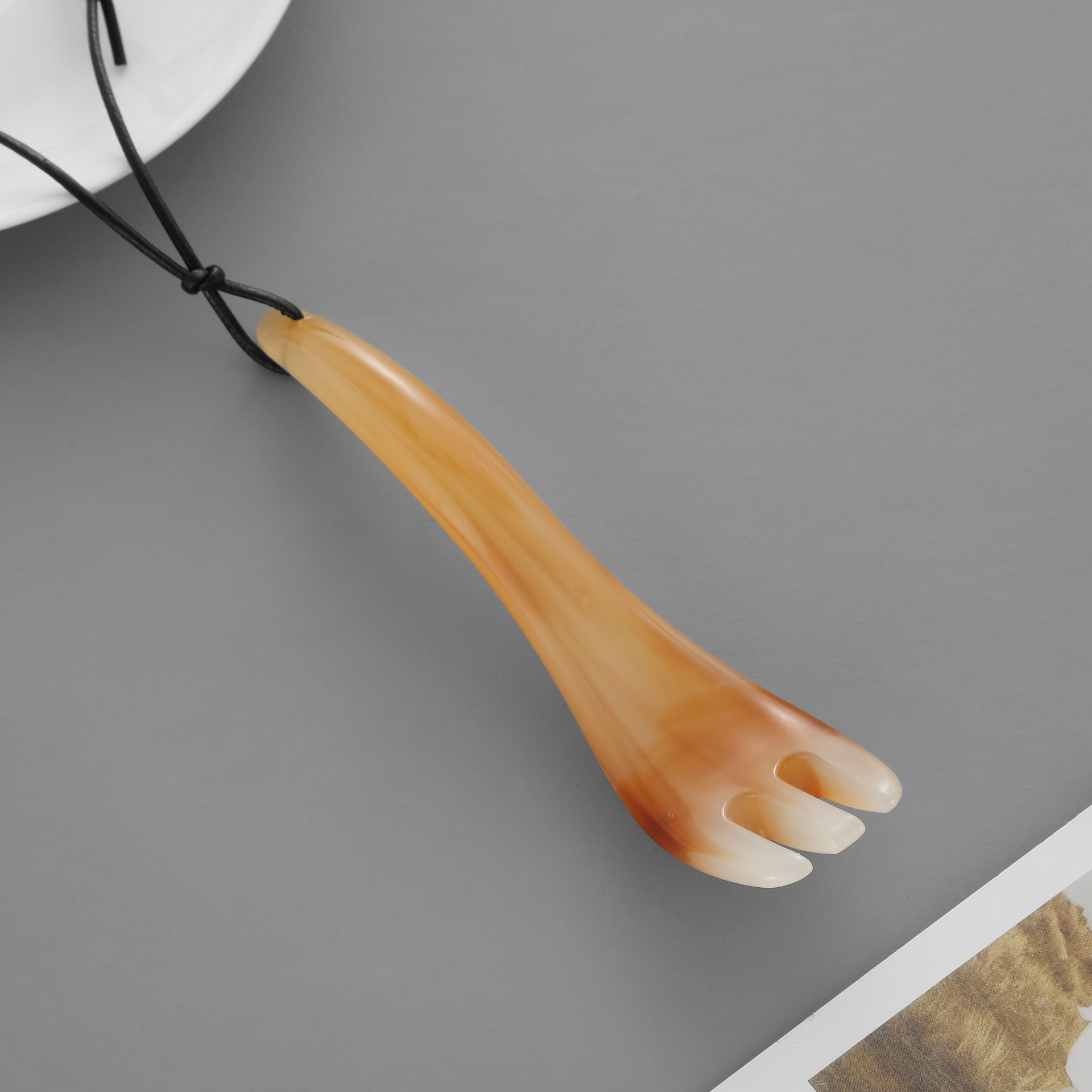Handmade Resin Pendant Long Necklace Comb For Unisex, Perfect For Daily Wear