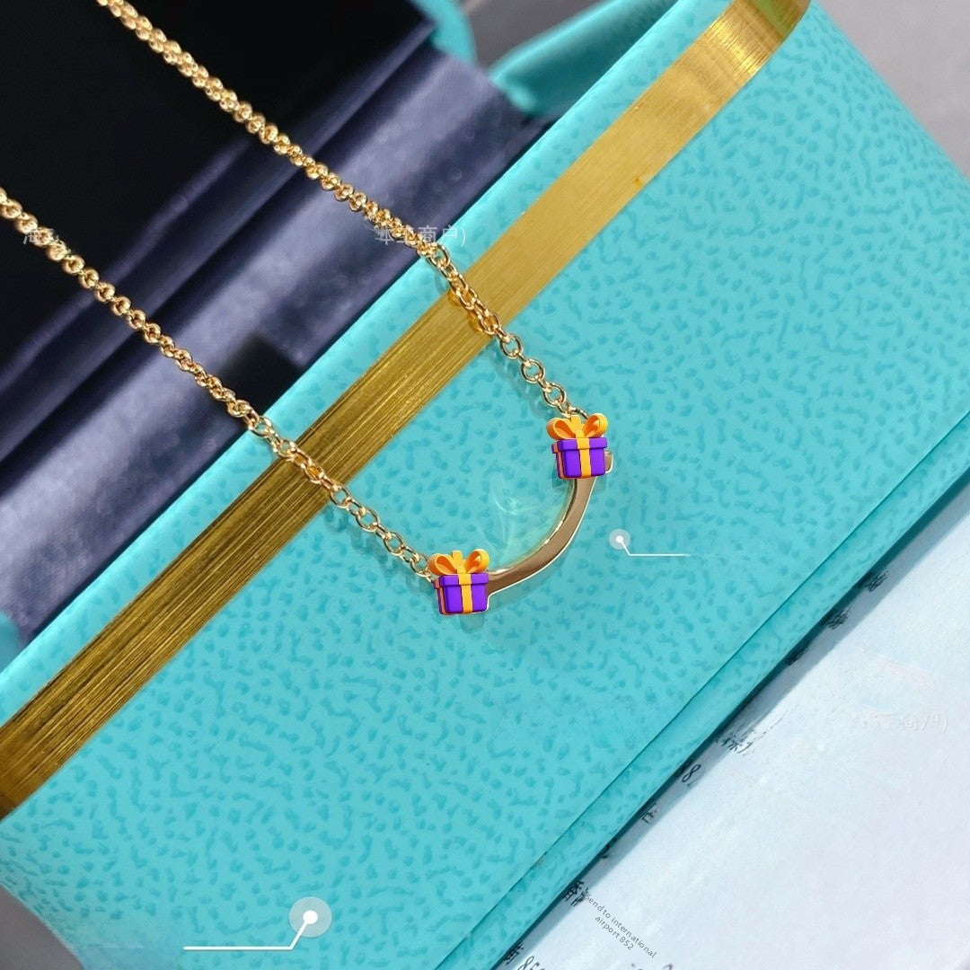 Heart Shape Pendant Necklace For Women In Rose Gold Featuring 18K Real Gold Plated Electroplated V Gold With Rhinestones