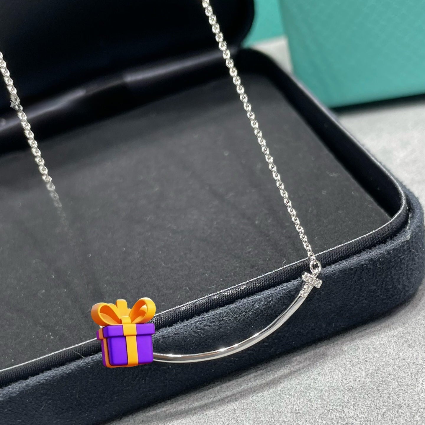 Heart Shape Pendant Necklace For Women In Rose Gold Featuring 18K Real Gold Plated Electroplated V Gold With Rhinestones