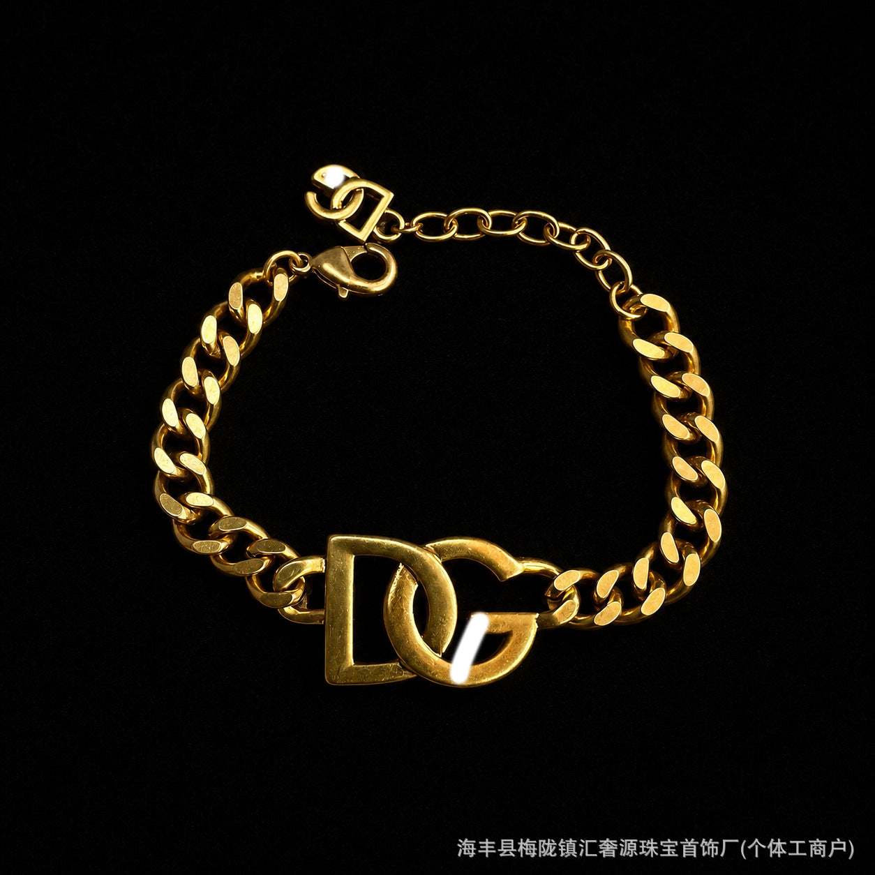 Heart Shape Brass Bracelet For Women With Zircon Inlay, Electroplated And Golden Plated Finish
