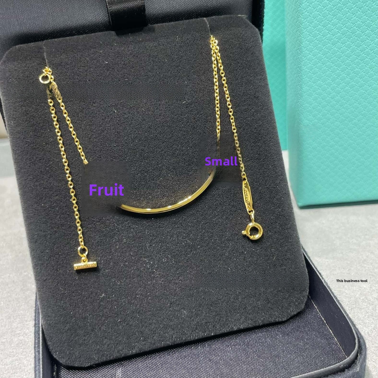Heart Shape Pendant Necklace For Women In Rose Gold Featuring 18K Real Gold Plated Electroplated V Gold With Rhinestones
