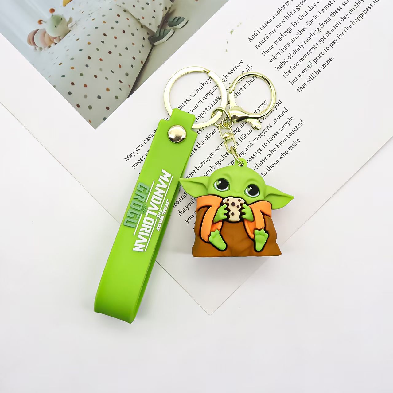 Christmas Cartoon Character Key Chain With PVC Bag Charm Accessories, Festive Holiday Decoration