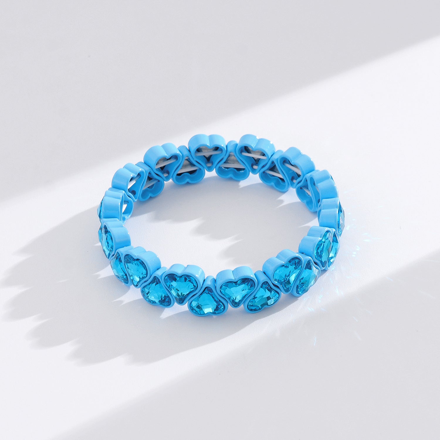 Heart Shape Bracelets For Women With Elastic String Chain, Zinc Alloy Material Featuring Rhinestones, Perfect For Business