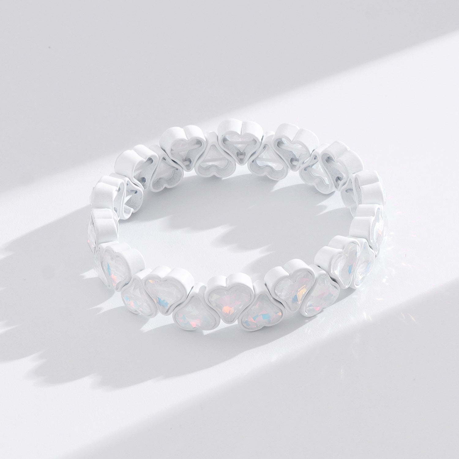Heart Shape Bracelets For Women With Elastic String Chain, Zinc Alloy Material Featuring Rhinestones, Perfect For Business
