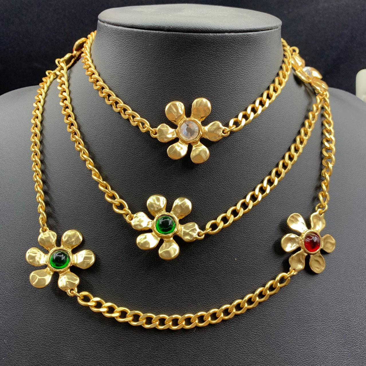 Handmade Maillard Style Flowers Necklace For Women In Green Featuring 18K Real Gold Plated Alloy