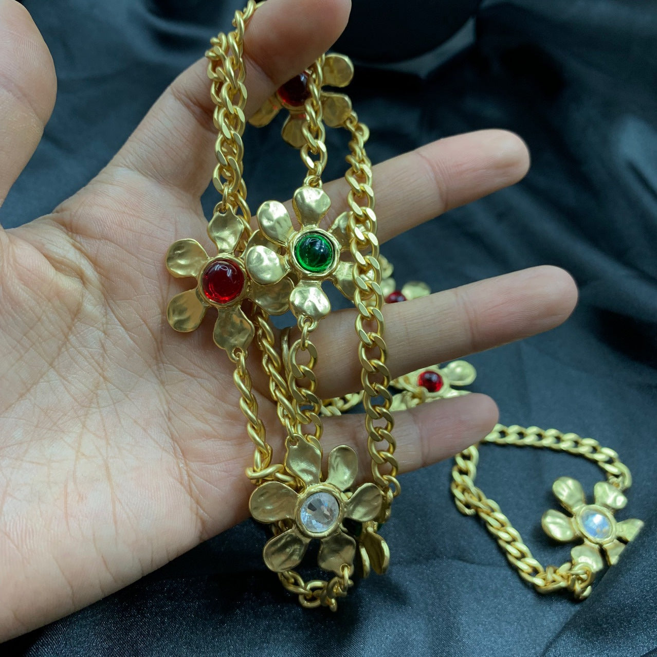 Handmade Maillard Style Flowers Necklace For Women In Green Featuring 18K Real Gold Plated Alloy