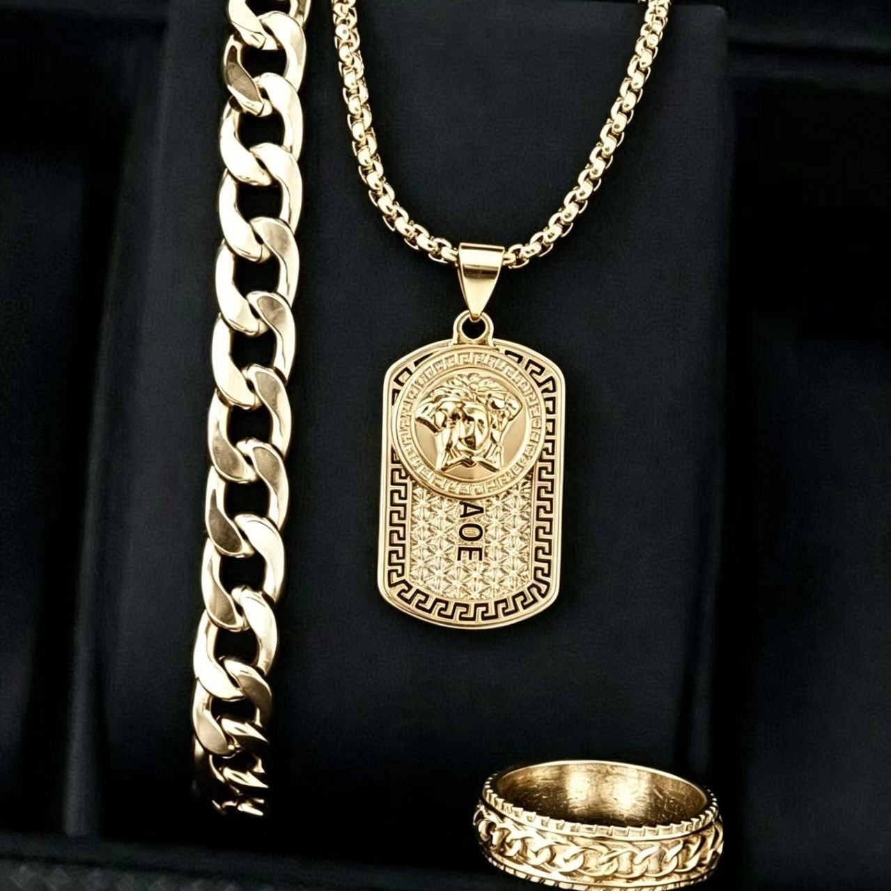 Hip-Hop Gold Letter Necklace For Unisex Featuring Electroplated Alloy With Cable Chain