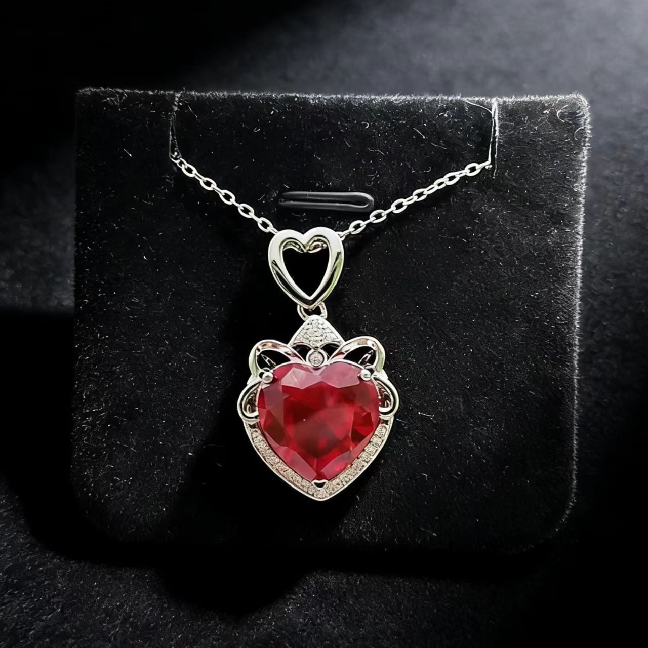 Heart Shape Necklace For Women In Simple Style Featuring Electroplated Brass With Zircon On Cable Chain