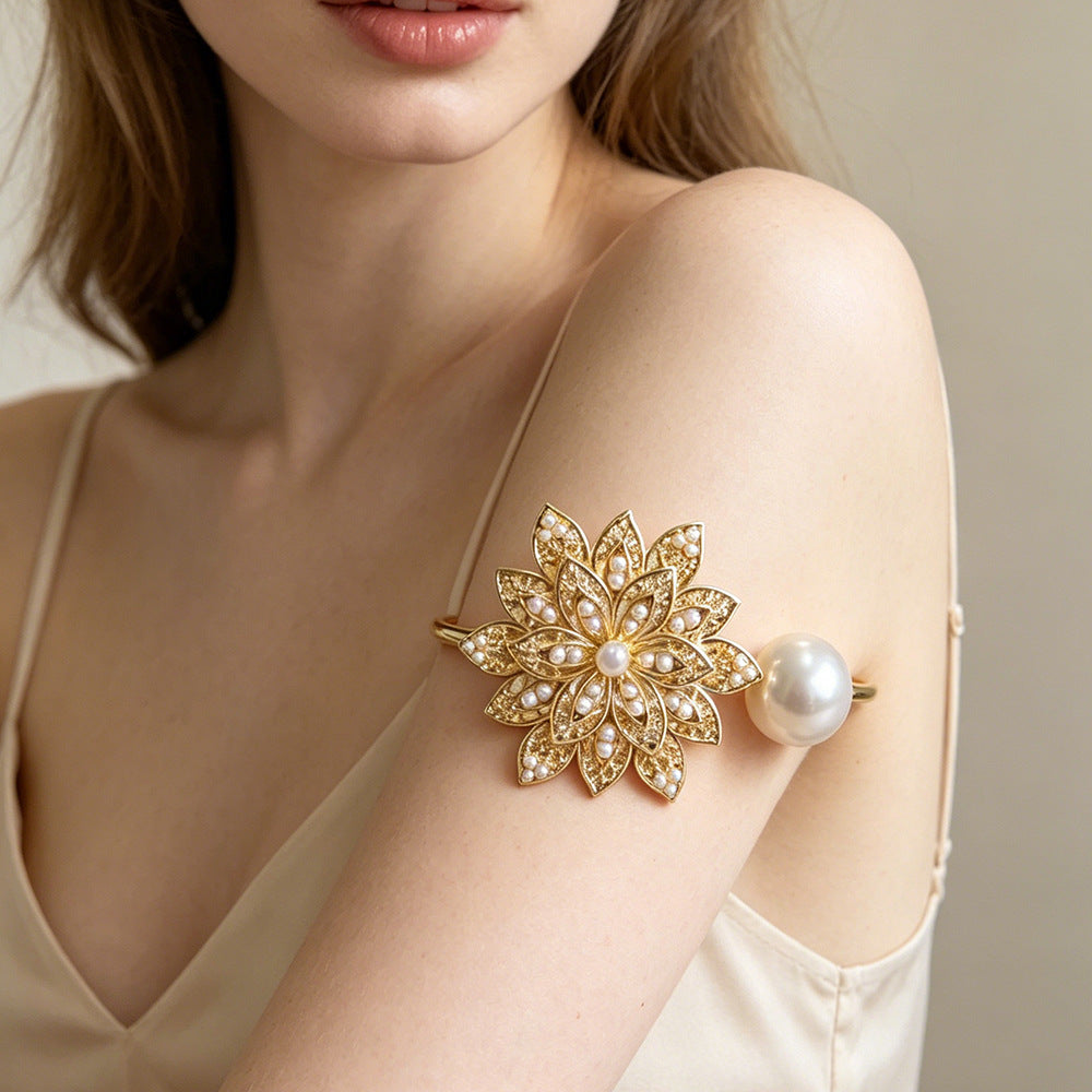 Elegant Flowers Arm Bracelet For Women In Gold Electroplated Metal, Stylish Wristband Accessory