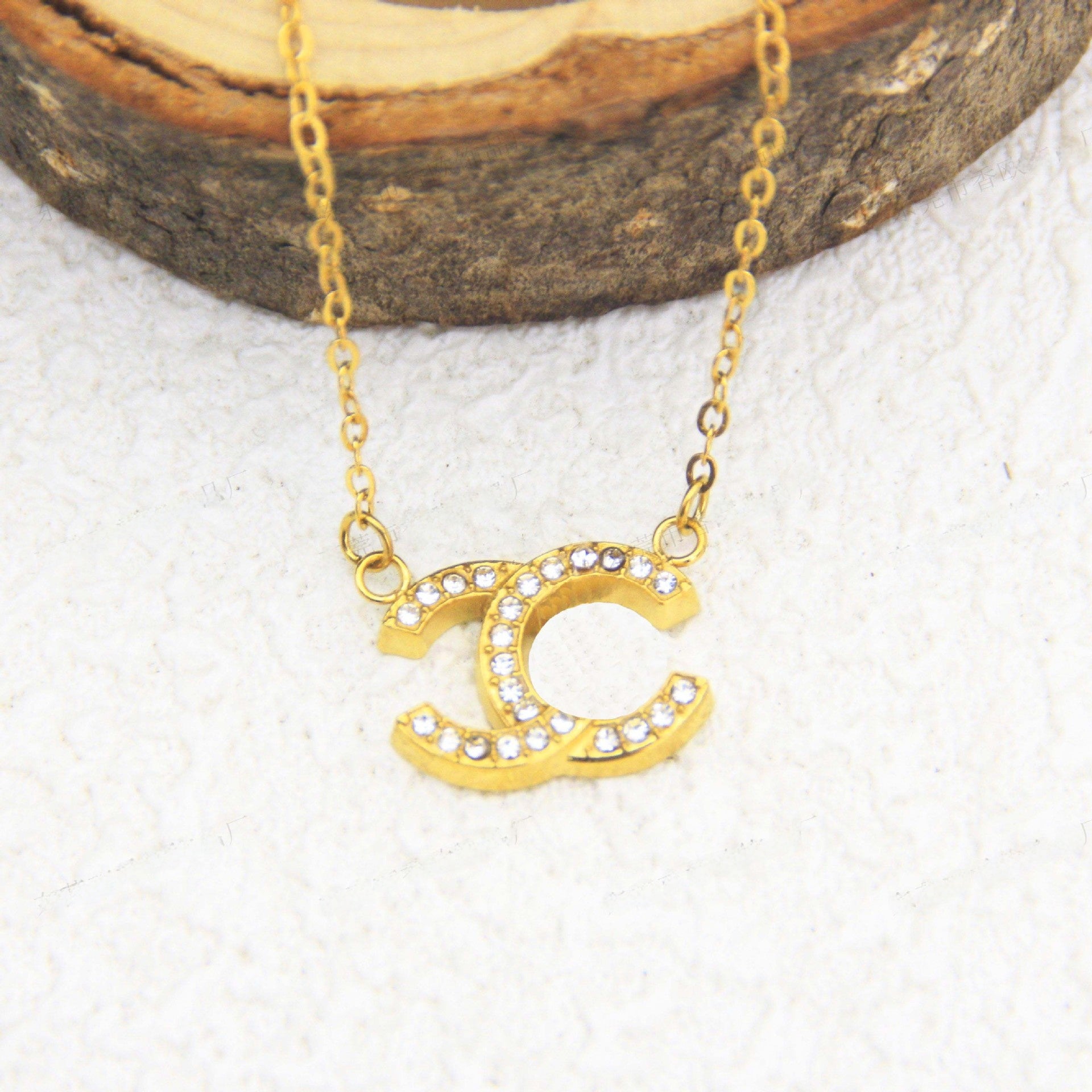 C Shape Pendant Necklace For Women In 18K Real Gold Plated 304 Stainless Steel With Zircon Inlay And Cable Chain