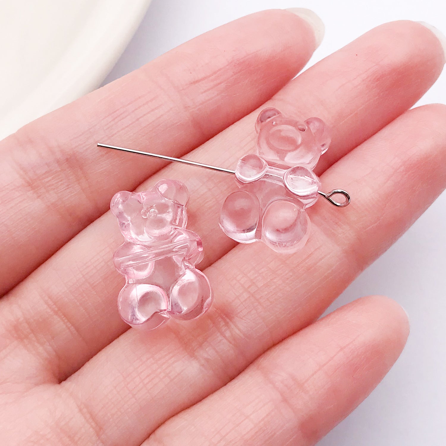 Little Bear Acrylic Pendant With Hole Size 1~1.9mm, 20 PCS Package Featuring Epoxy Craft For Cute Jewelry Accessories