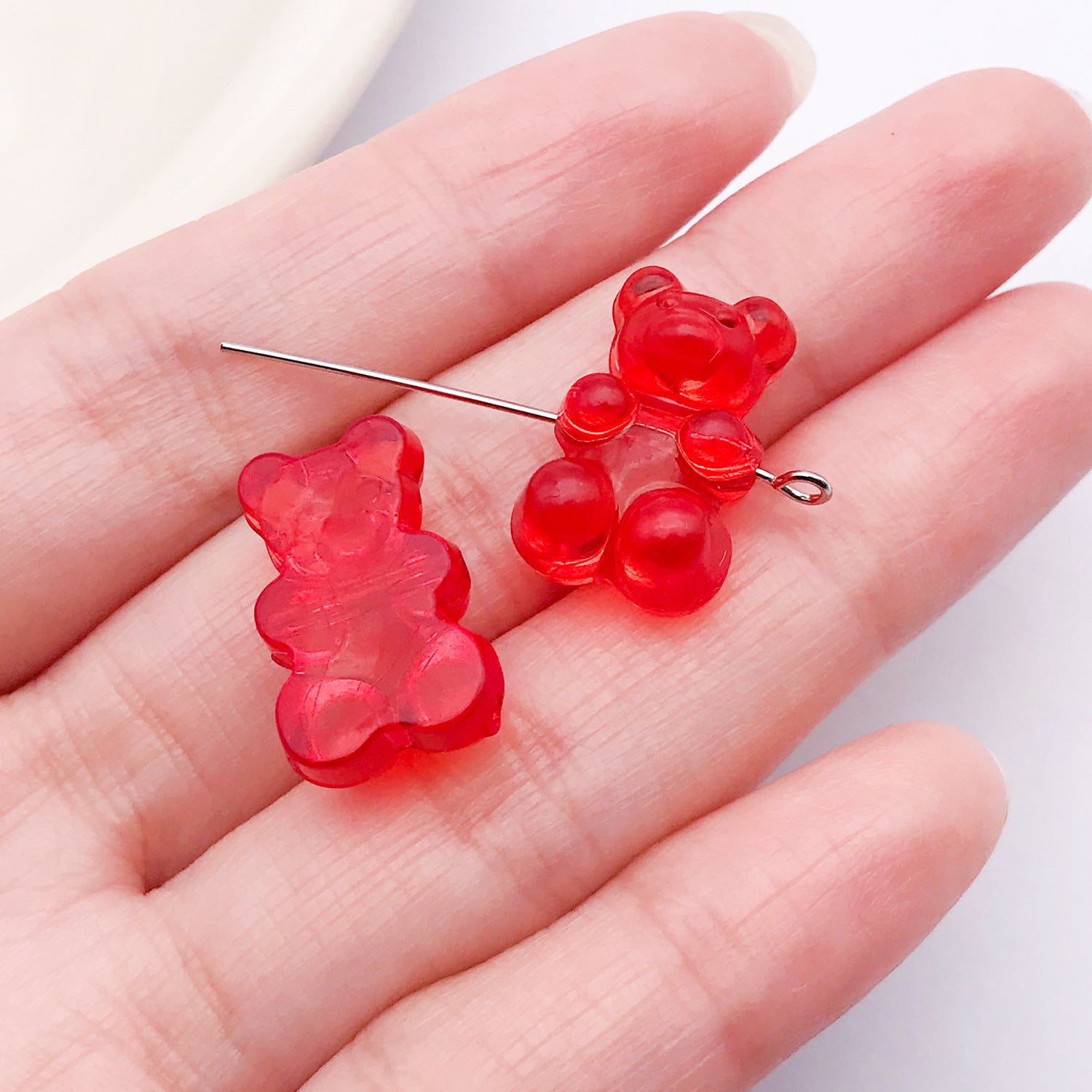 Little Bear Acrylic Pendant With Hole Size 1~1.9mm, 20 PCS Package Featuring Epoxy Craft For Cute Jewelry Accessories