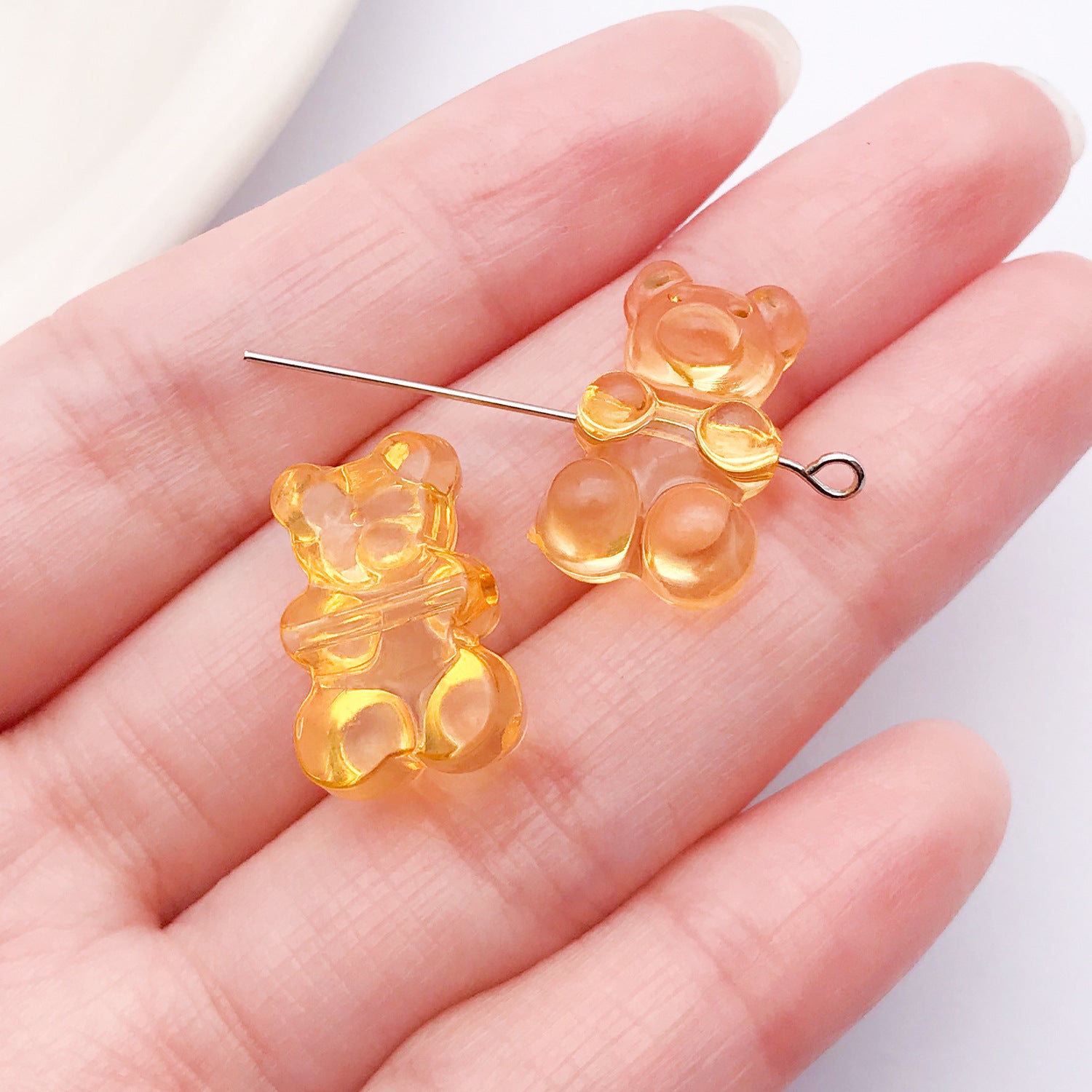 Little Bear Acrylic Pendant With Hole Size 1~1.9mm, 20 PCS Package Featuring Epoxy Craft For Cute Jewelry Accessories