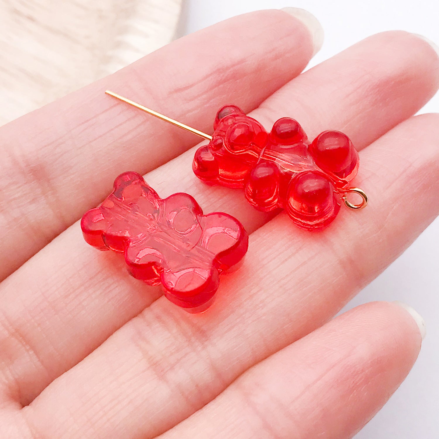 Little Bear Acrylic Pendant With Hole Size 1~1.9mm, 20 PCS Package Featuring Epoxy Craft For Cute Jewelry Accessories