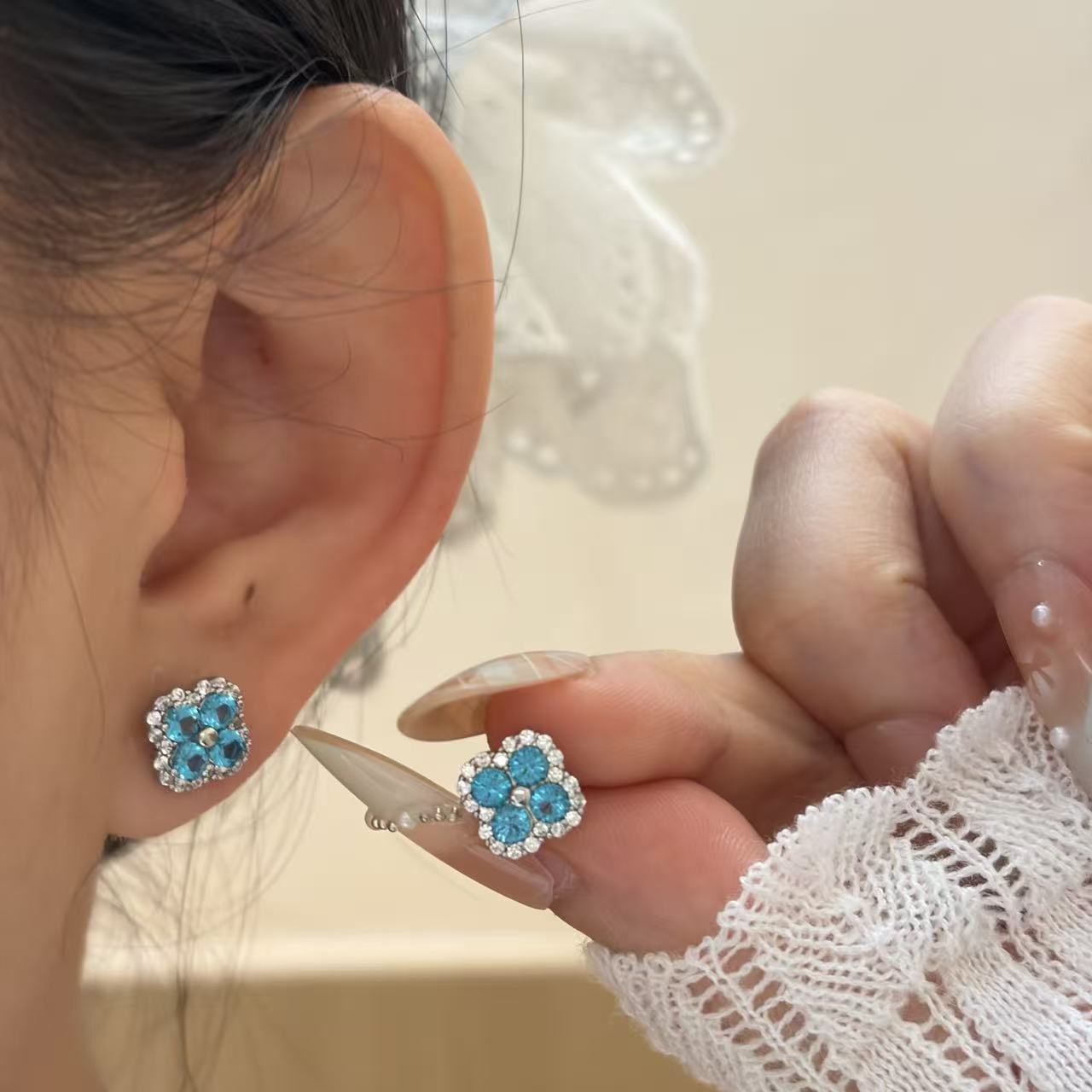 Copper Cross Ear Cartilage Rings & Studs With Zircon Inlay For Women, Stylish Stud Earrings