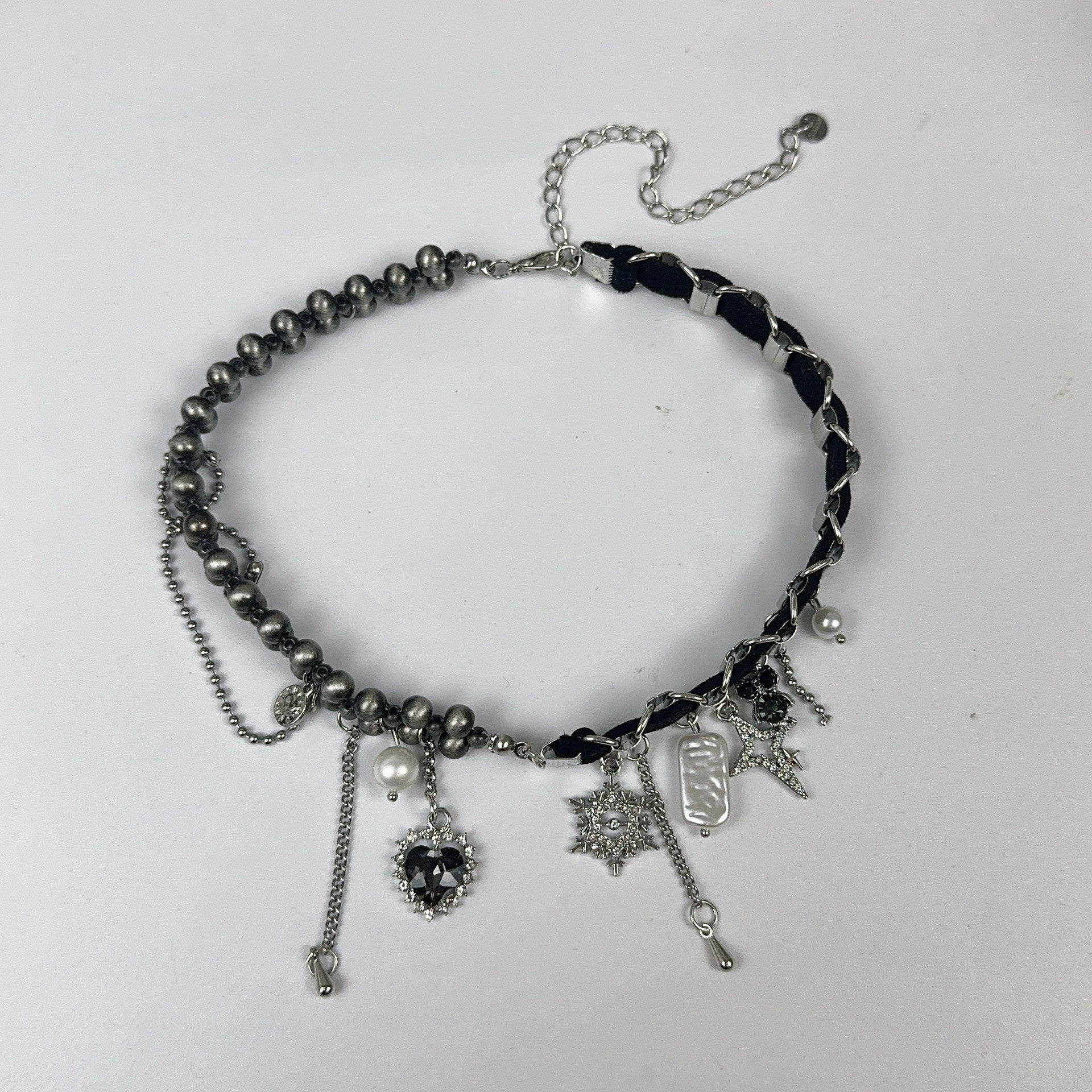 Exaggerated Heart Shape Tassel Necklace For Women With Alloy Pendant And Crystal Inlay