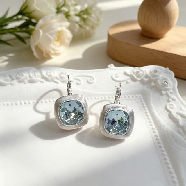 Brushed Silver Square Earrings For Women With Copper Ear Pins And Zircon Inlay