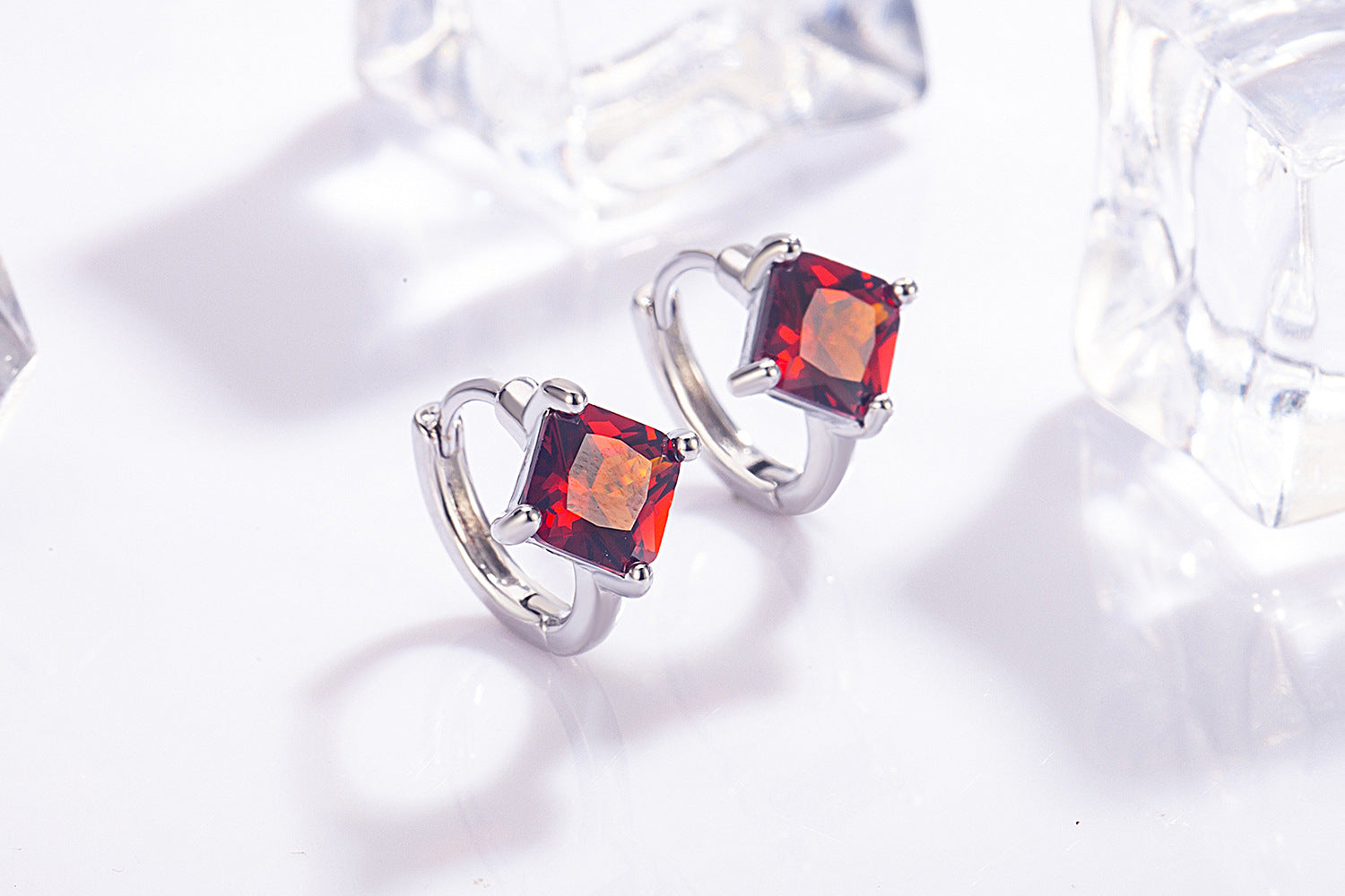 Geometric Silver Earrings For Women Featuring Copper Ear Pins And Zircon Inlay Material