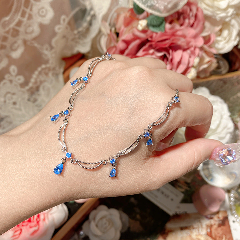 Luxurious Heart Shape Necklace For Women With Electroplated Copper And March Birthstone Aquamarine Inlay, Featuring Cable Chain