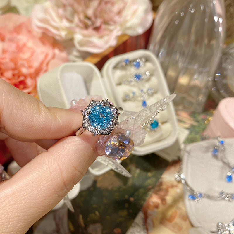 Luxurious Heart Shape Necklace For Women With Electroplated Copper And March Birthstone Aquamarine Inlay, Featuring Cable Chain