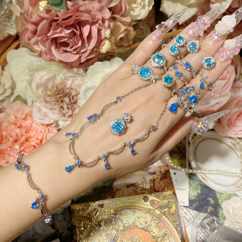 Luxurious Heart Shape Necklace For Women With Electroplated Copper And March Birthstone Aquamarine Inlay, Featuring Cable Chain