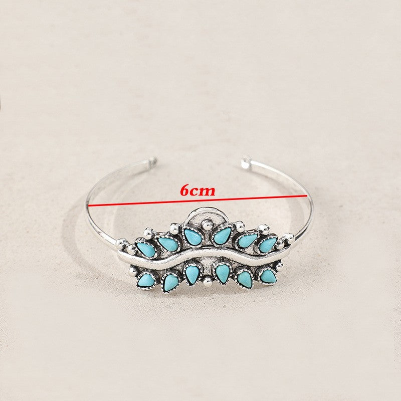 Geometric Ethnic Style Silver Alloy Bangle With Turquoise Inlay, Featuring Electroplated Craft