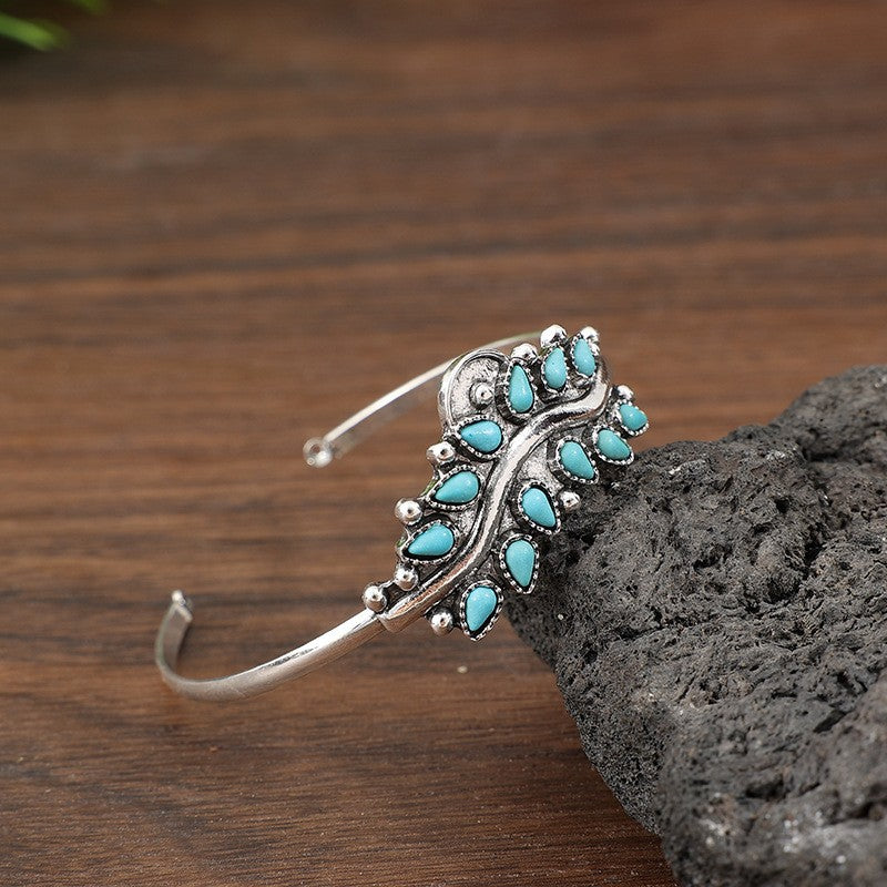 Geometric Ethnic Style Silver Alloy Bangle With Turquoise Inlay, Featuring Electroplated Craft