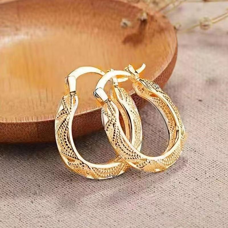 Geometric Silver Earrings For Women Featuring Copper Ear Pins With Exaggerated Style