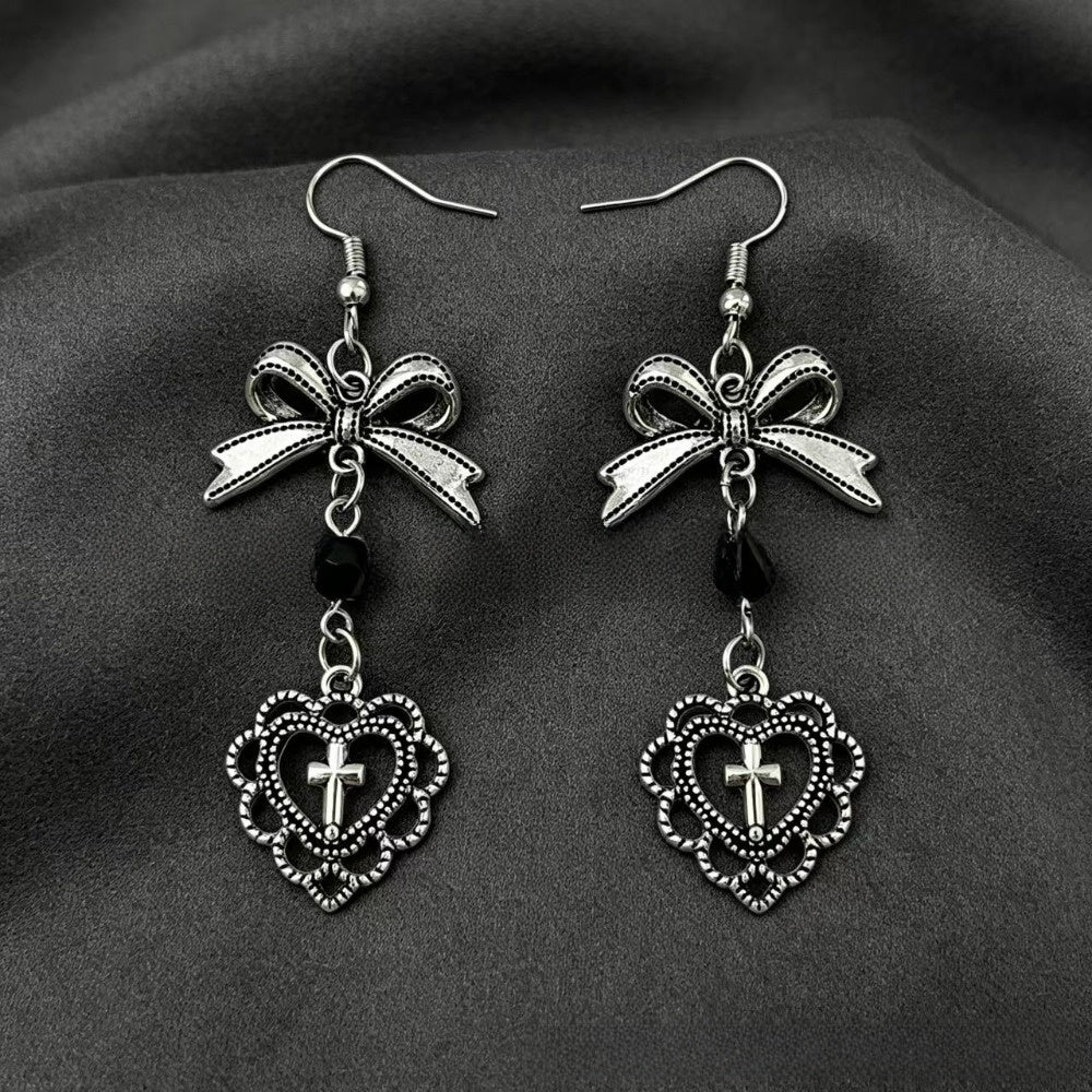Heart Shape Gothic Alloy Earrings For Unisex Featuring Electroplated Finish With Titanium Alloy Studs