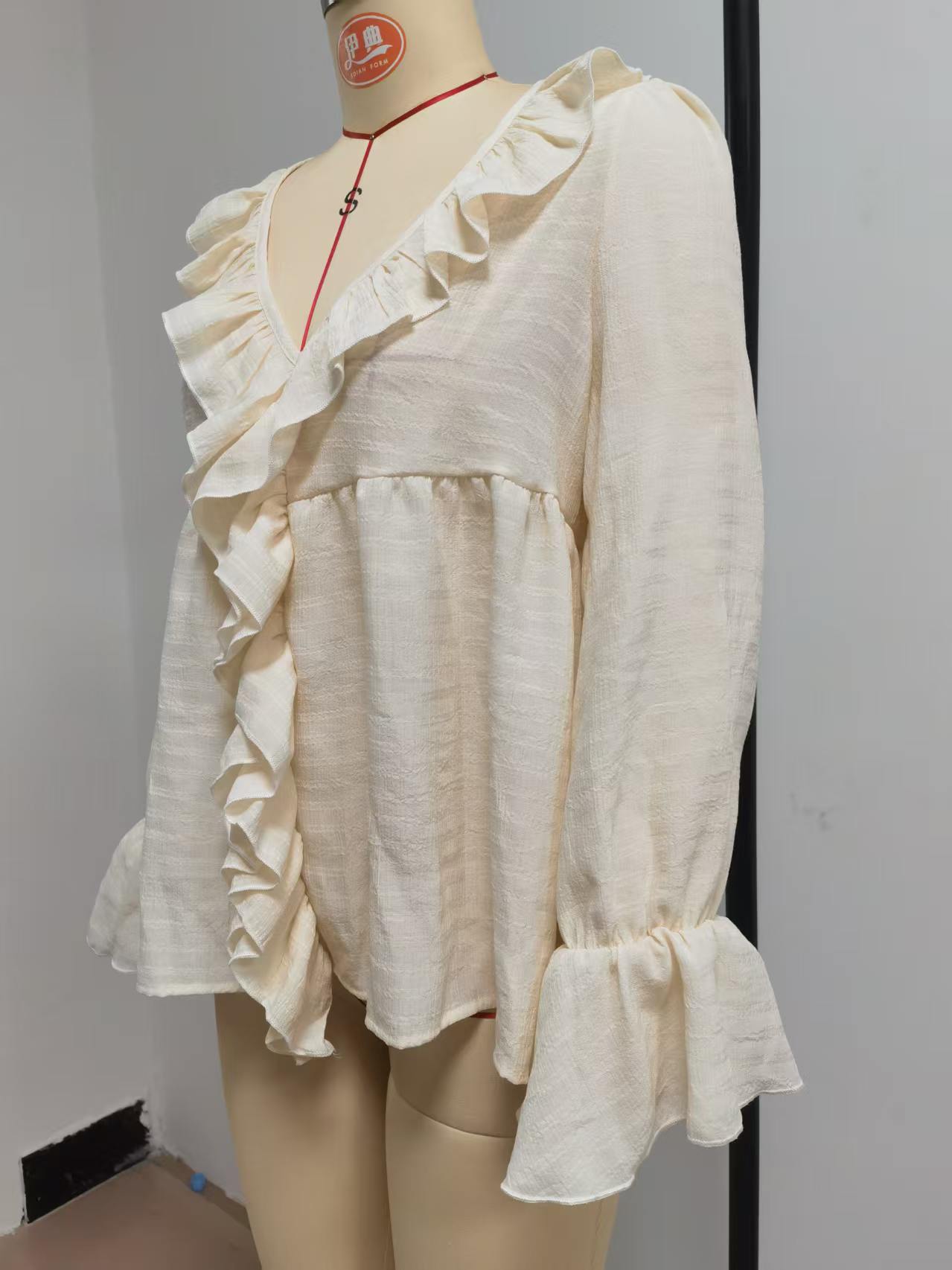 Bohemian Solid Color Long Sleeve Polyester Shirt For Women With Ruffles And Pullover Design