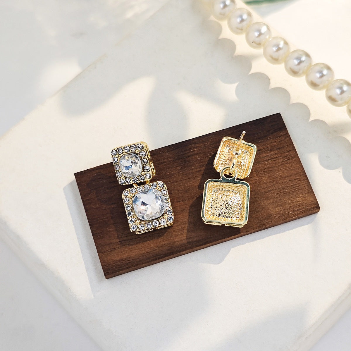 Geometric Earrings For Women Featuring Zinc Alloy Ear Pins And Rhinestones In New Style