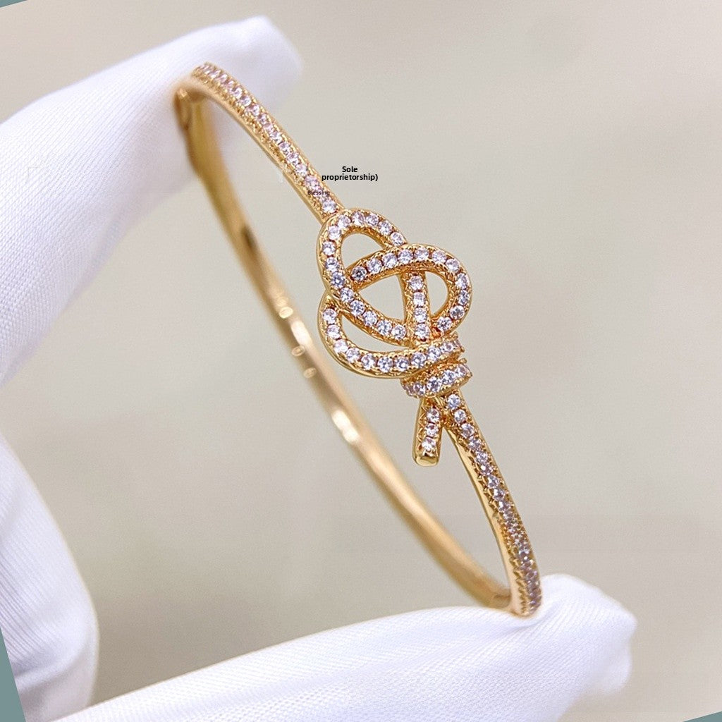 Elegant Feather Inlay Bangle In 925 Sterling Silver With 18K Real Gold Plated Electroplated Finish And Rhinestone Inlay