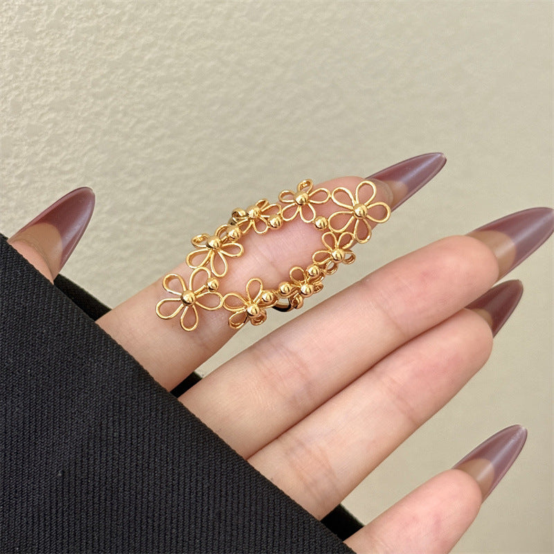 New Style Flowers Ring For Women In Gold Alloy With Real Gold Plated Electroplated Finish And Shell Inlay