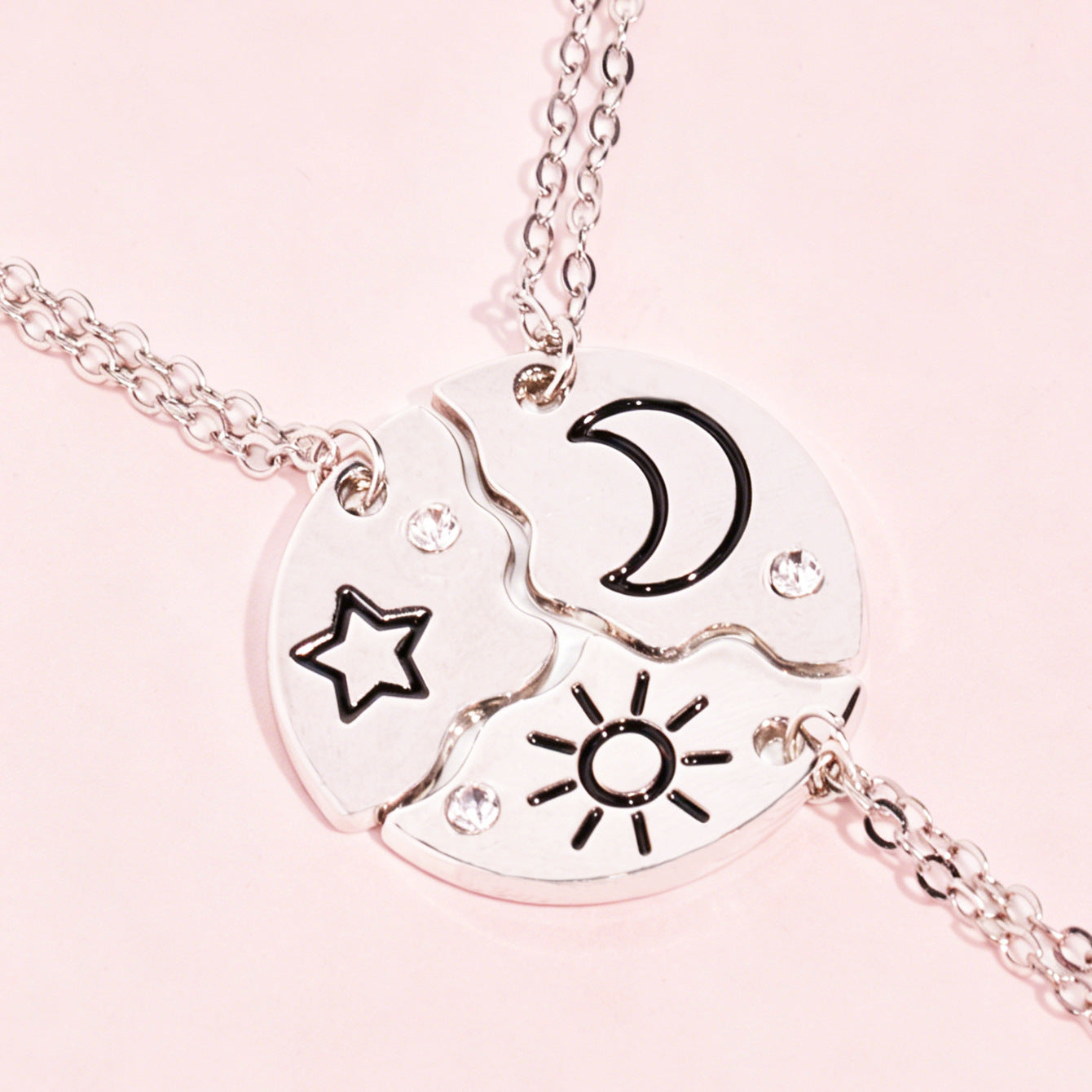 Sweet Heart Shape Necklace For Kids Featuring Zinc Alloy Pendant With Crystal Inlay On Cable Chain