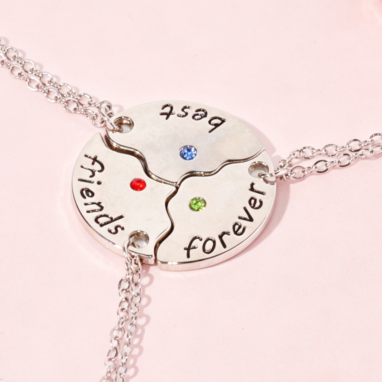 Sweet Heart Shape Necklace For Kids Featuring Zinc Alloy Pendant With Crystal Inlay On Cable Chain