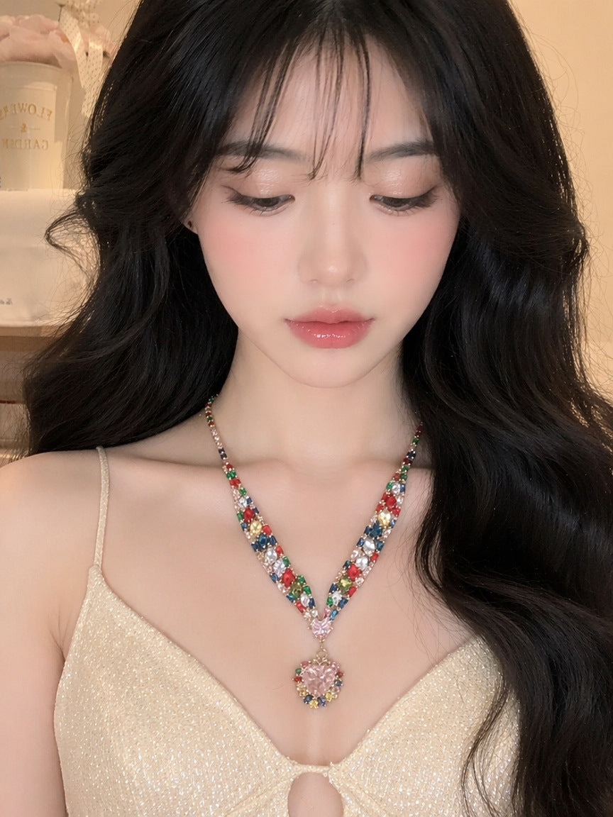 Luxurious Heart Shape Necklace For Women In Gold Featuring Copper Pendant With Zircon Inlay
