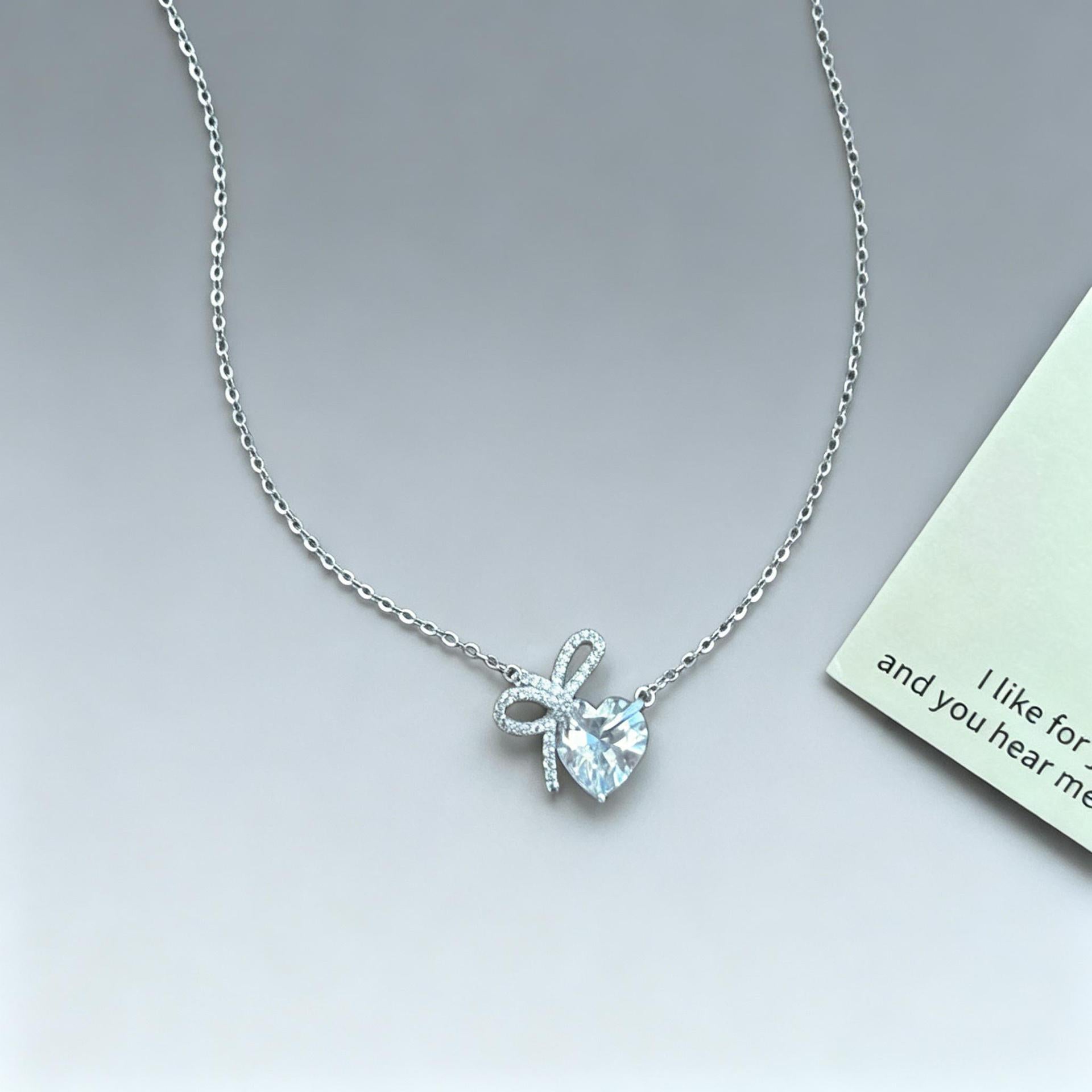 New Style Bow Tie Necklace For Women Featuring Alloy Pendant With Zircon Inlay
