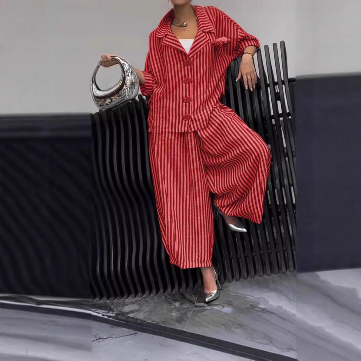 Casual Stripe Long Sleeve Shirt In Loose Fit With Knitted Polyester Fabric For Spring