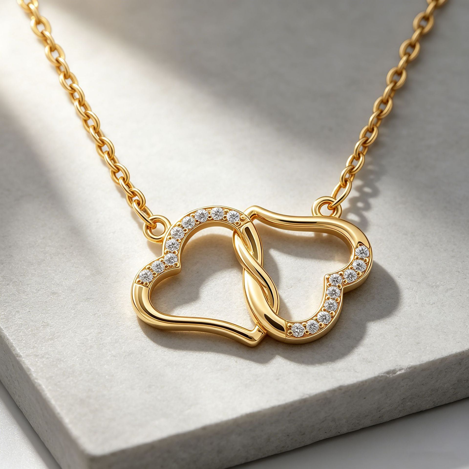 Heart Shape Gold Brass Necklace For Women In Simple Style With Zircon Inlay And Cable Chain