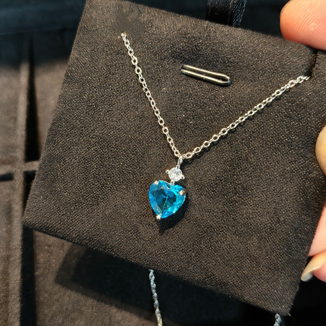 Sweet Heart Shape Necklace For Women With Copper Chain Featuring Blue Zircon Inlay