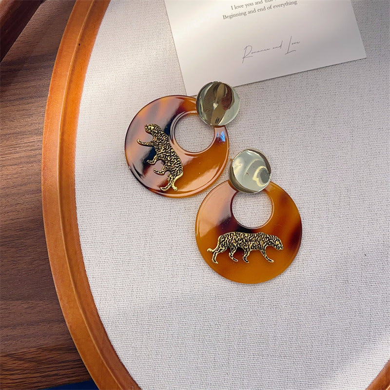 Exaggerated Circle Earrings For Women In Ivory Plastic With Resin Inlay