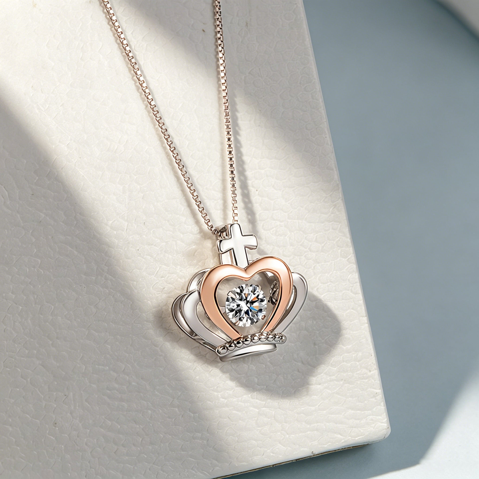 Heart Shape Necklace For Women In Simple Style, Copper Pendant With Zircon Inlay On A Box Chain
