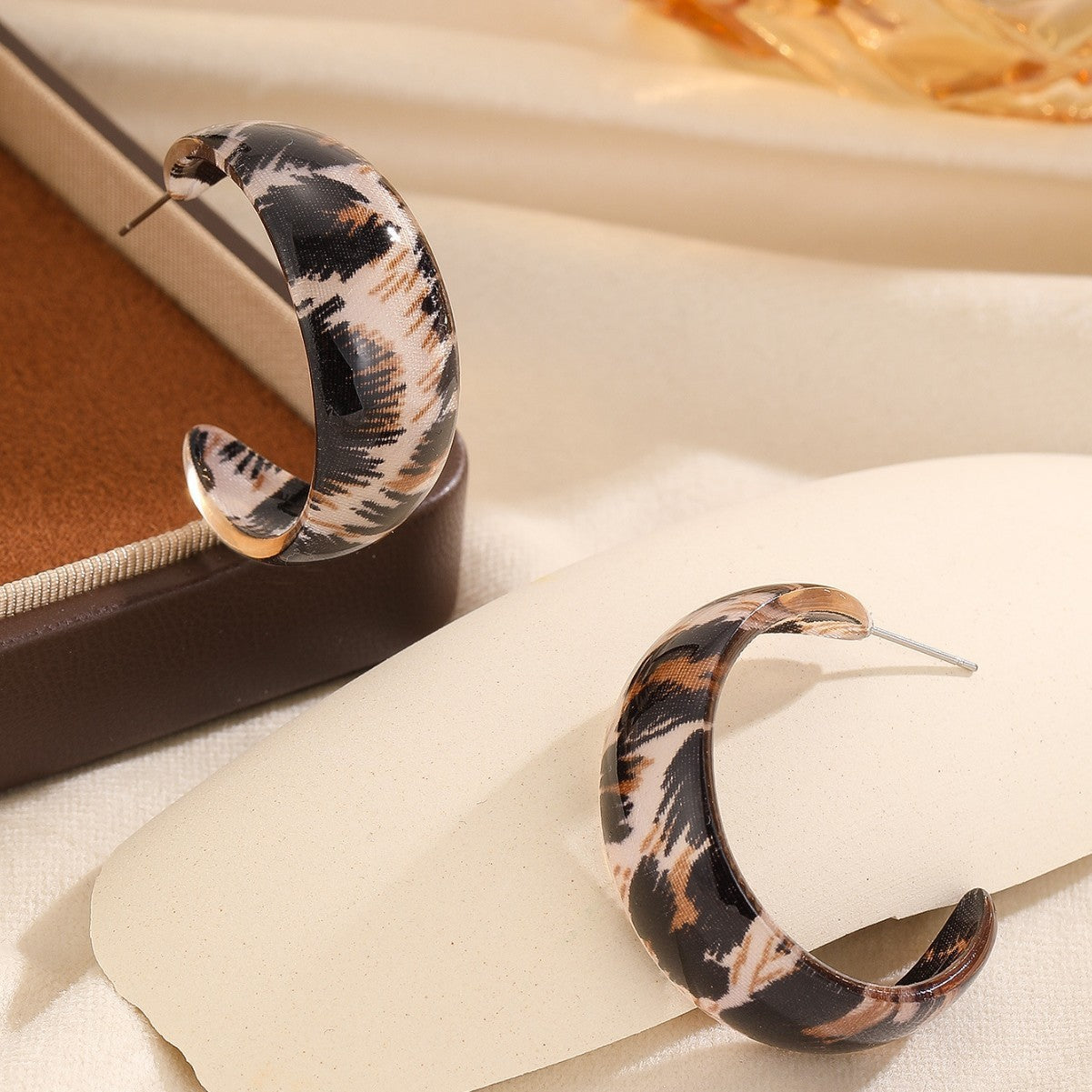 Leopard Print Maillard Style Earrings For Women With 304 Stainless Steel Ear Pins In Acrylic Material