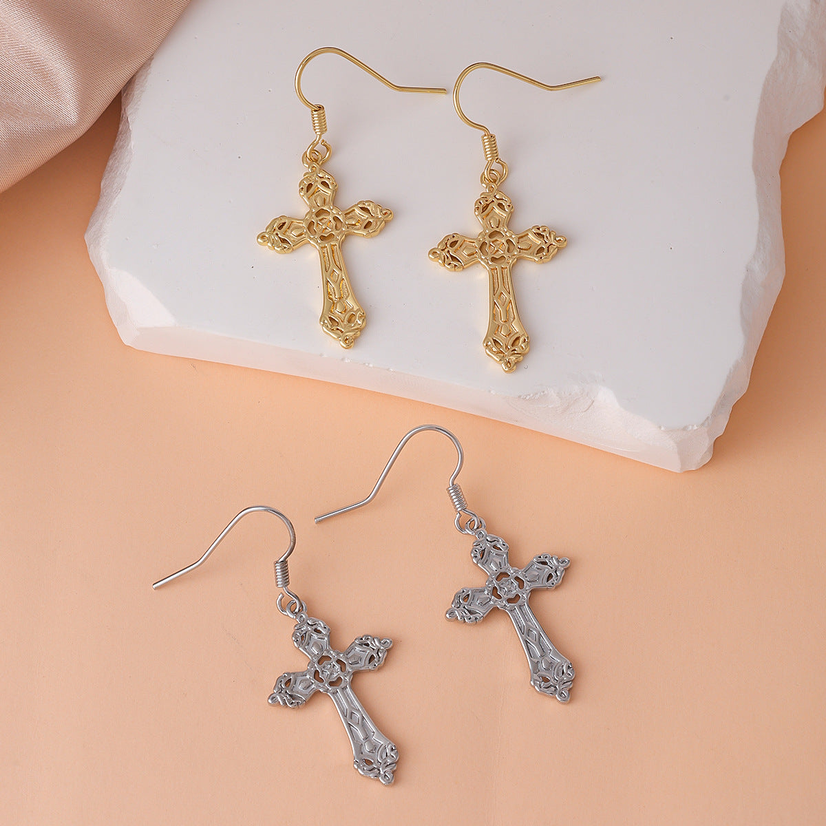 Baroque Style Copper Cross Ear Hook For Women In Gold, Perfect Halloween Accessory
