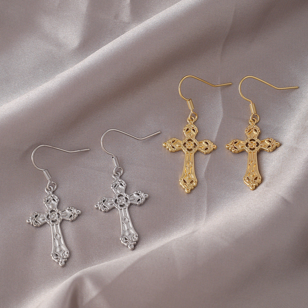 Baroque Style Copper Cross Ear Hook For Women In Gold, Perfect Halloween Accessory